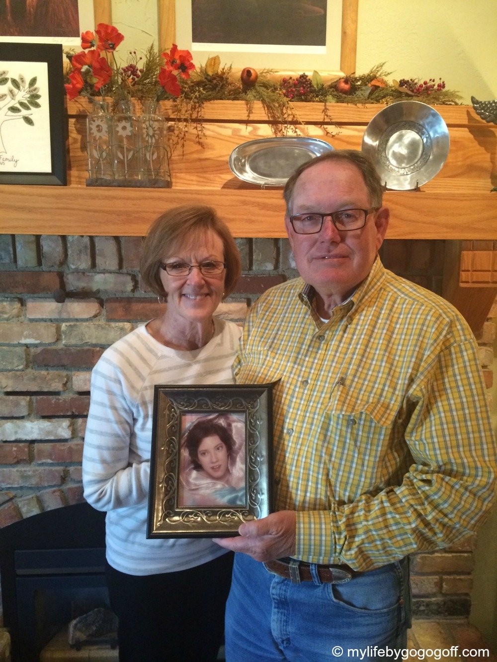 Keith and Teri Wilson, with a picture of their daughter Melissa.