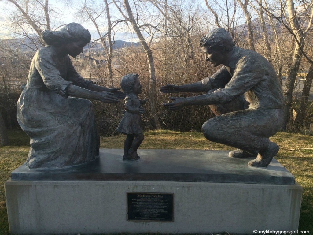 Melissa Walks Statue