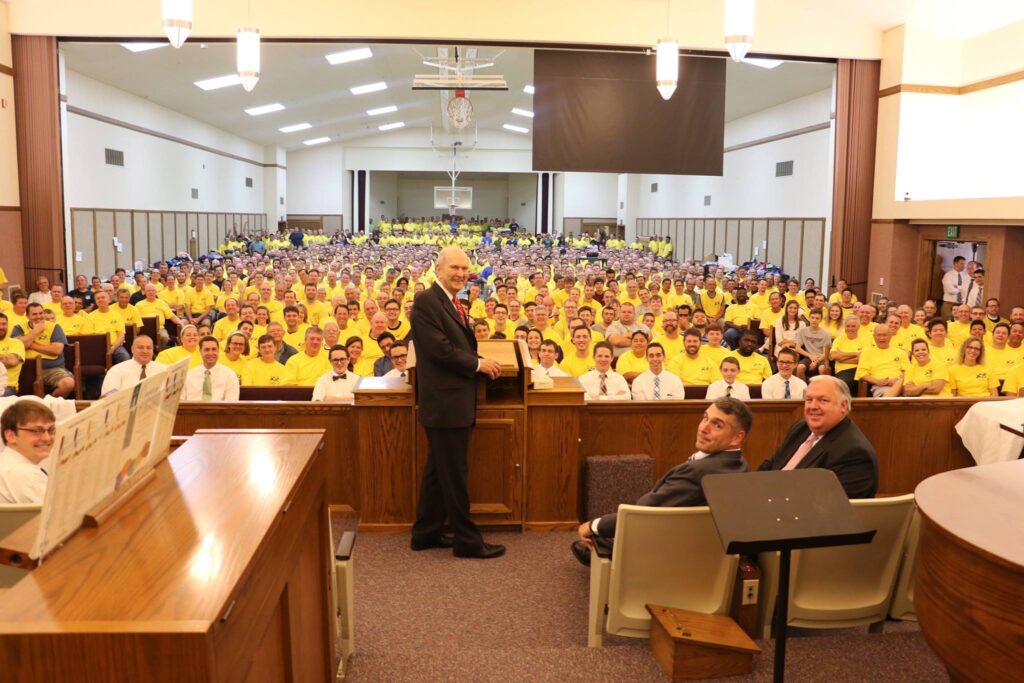 President Russell M. Nelson in Baton Rouge addressing the helping hands volunteers.